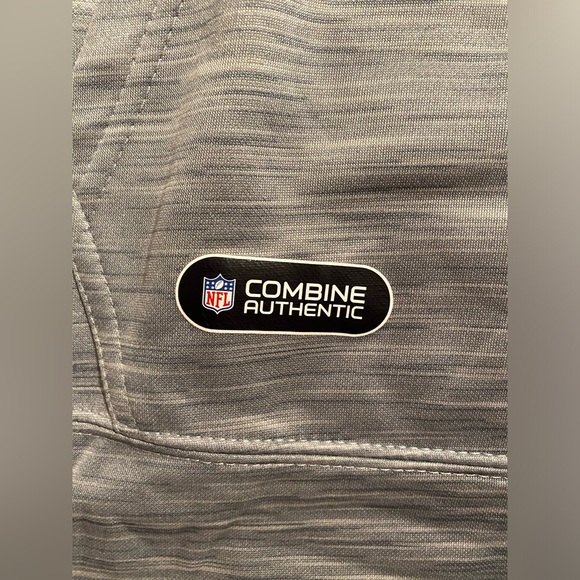 Miami Dolphins Hoodie
- Size L - Picture 2 of 3